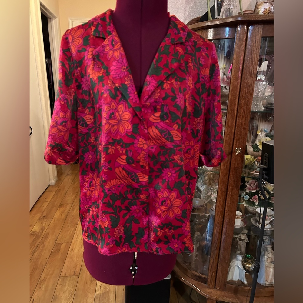 Zara Trf Short Sleeve Button Down . Size Small - image 2